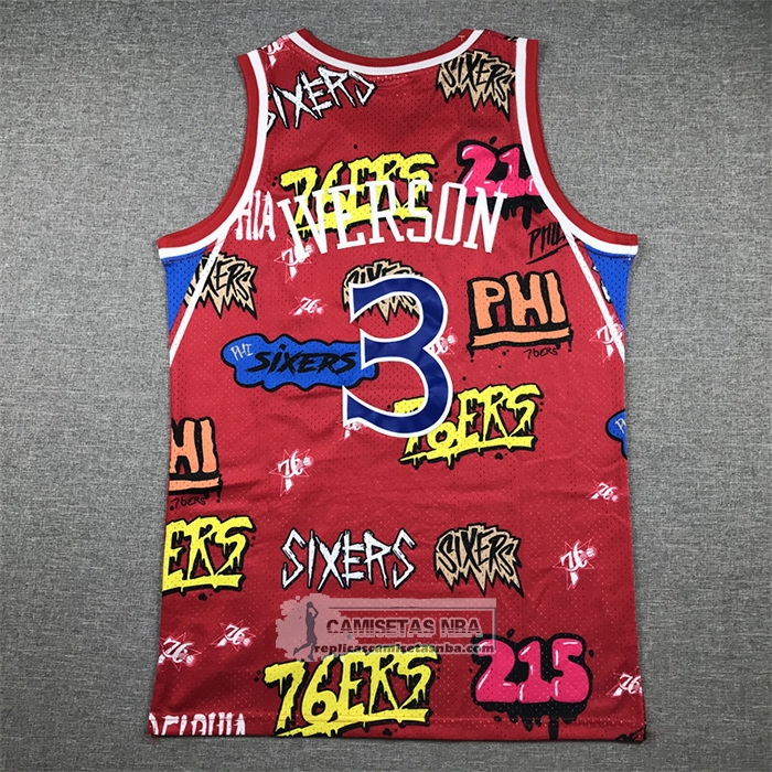 Camiseta Philadelphia 76ers Allen Iverson NO 3 Slap Sticker Mitchell & Ness 1996-97 Rojo